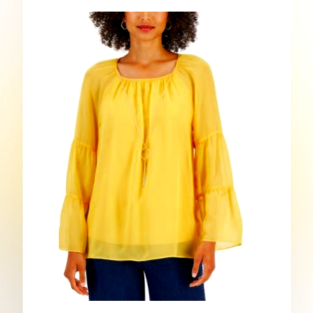 JM Collection Womans Solid Tiered Top w/attached  Necklace Large